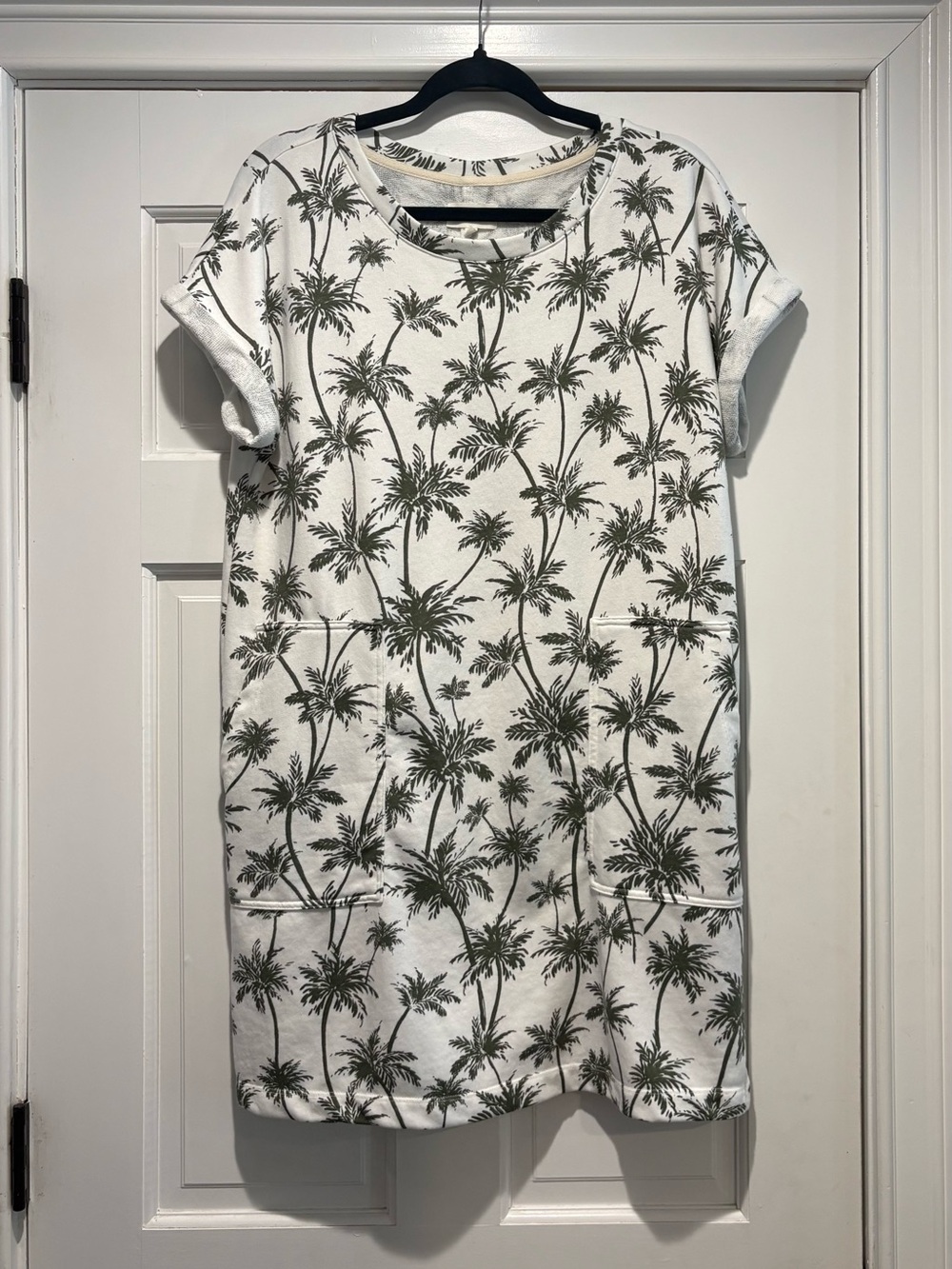 Cover Up ‎ Lou & Grey Medium White and Olive